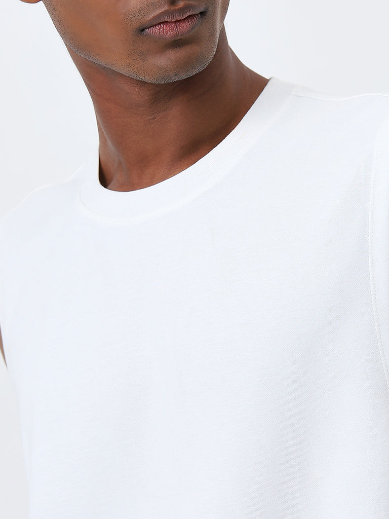 Studiofit White Solid Relaxed-Fit T-Shirt