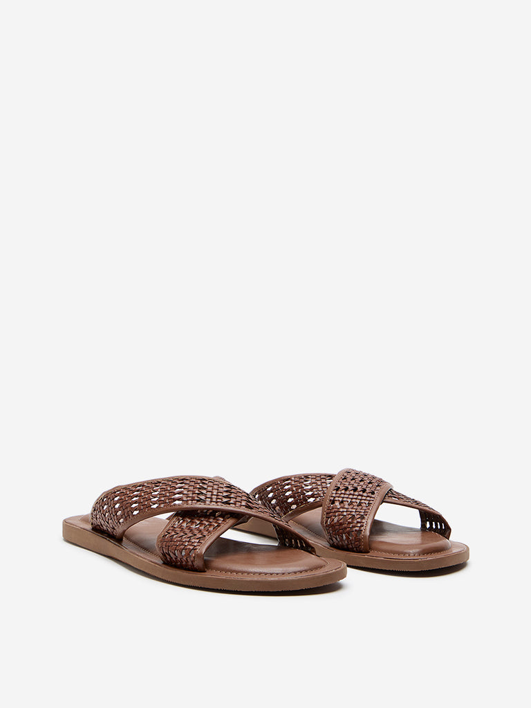 SOLEPLAY Brown Criss-Cross Slides