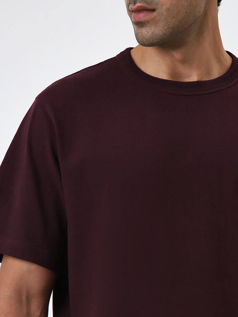 WES Casuals Wine Solid Regular Fit Cotton T-Shirt