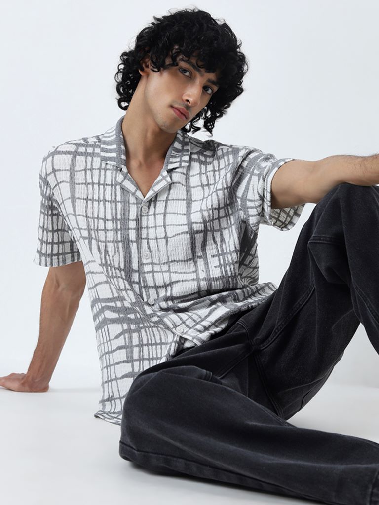 Nuon Grey Checkered Design Relaxed-Fit Shirt