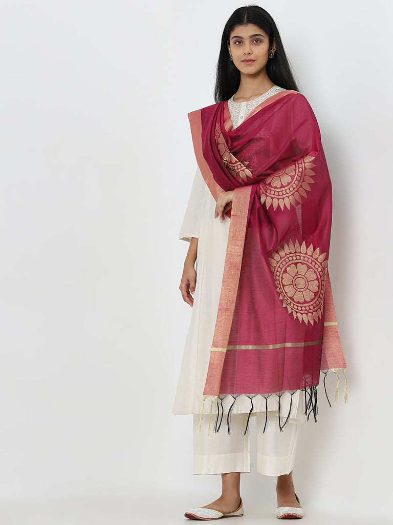 Utsa Magenta Brocade Dupatta