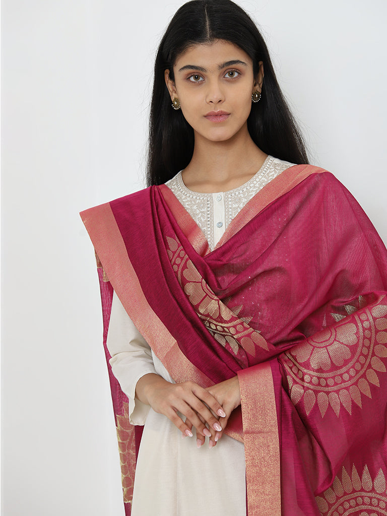 Utsa Magenta Brocade Dupatta