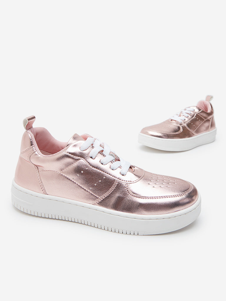 Pink fashion and rose gold shoes