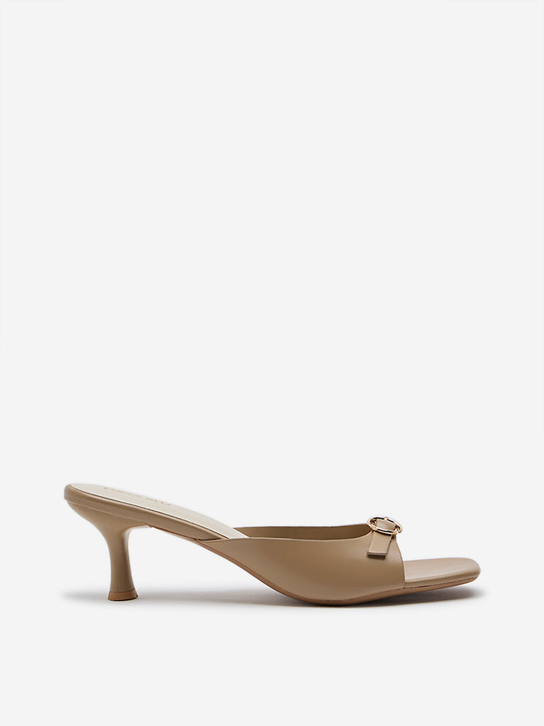 LUNA BLU Taupe Buckle-Detailed Heel Sandals