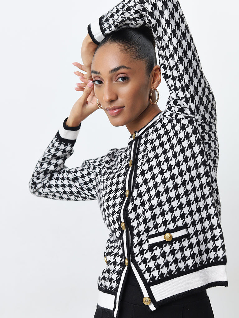 Wardrobe Black & White Houndstooth Pattern Cardigan