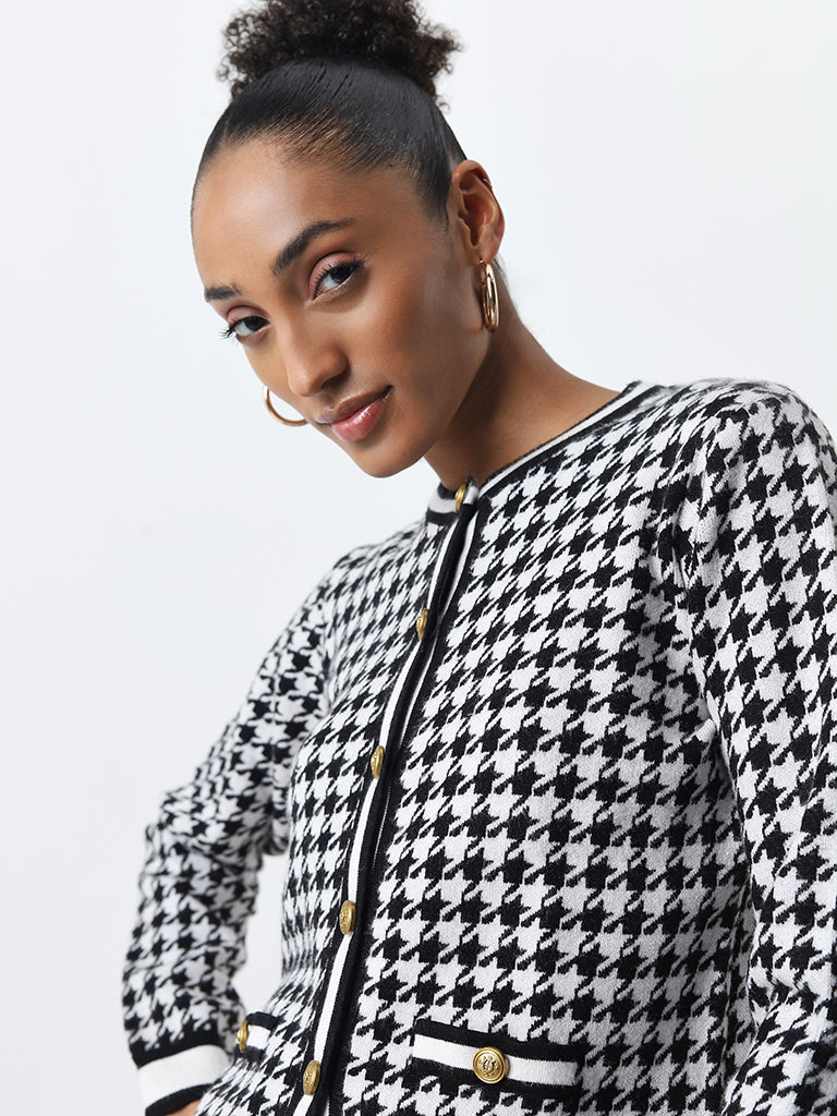 Wardrobe Black & White Houndstooth Pattern Cardigan