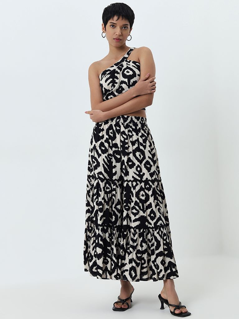 LOV Off-White Abstract Patterned Tiered Skirt