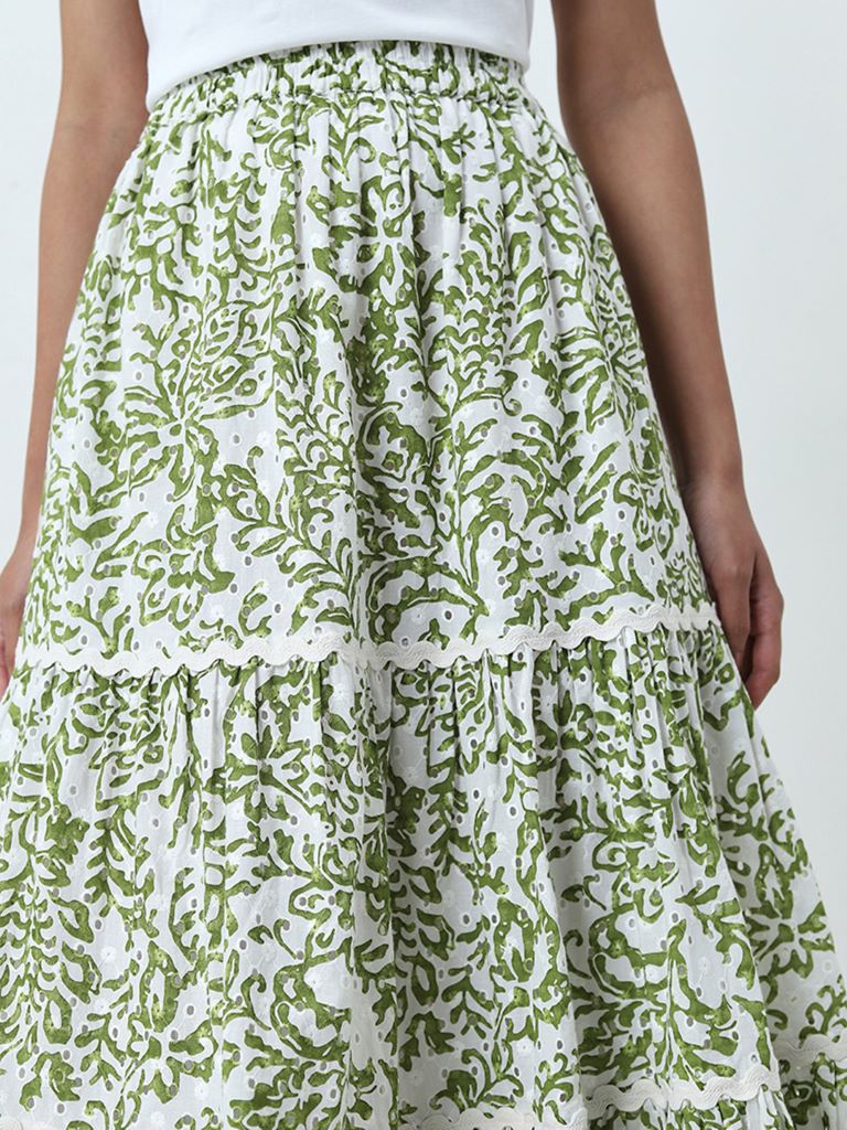 LOV Green Leaf Design Tiered Cotton Skirt