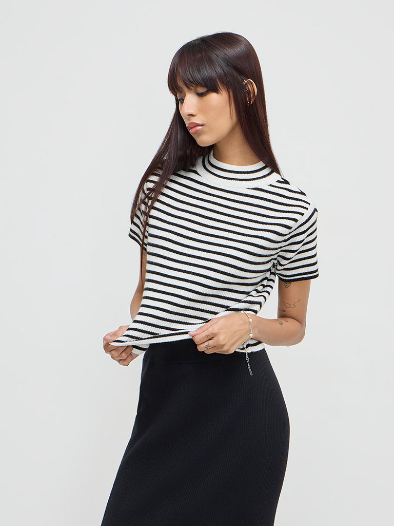 Nuon White Striped Top