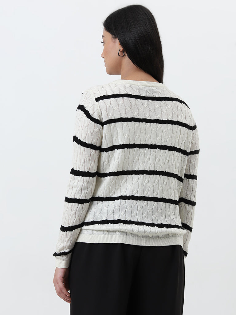 Gia Black & Off-White Patterned Sweater