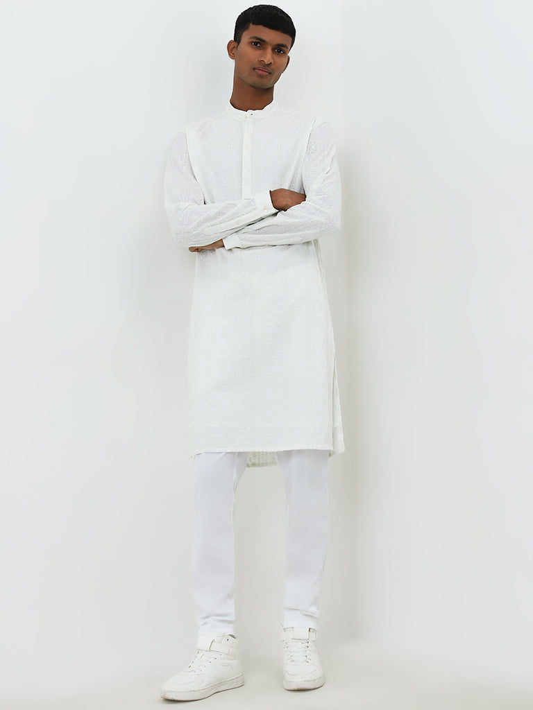 Mens Ethnicwear White Embroidered Cotton Kurta