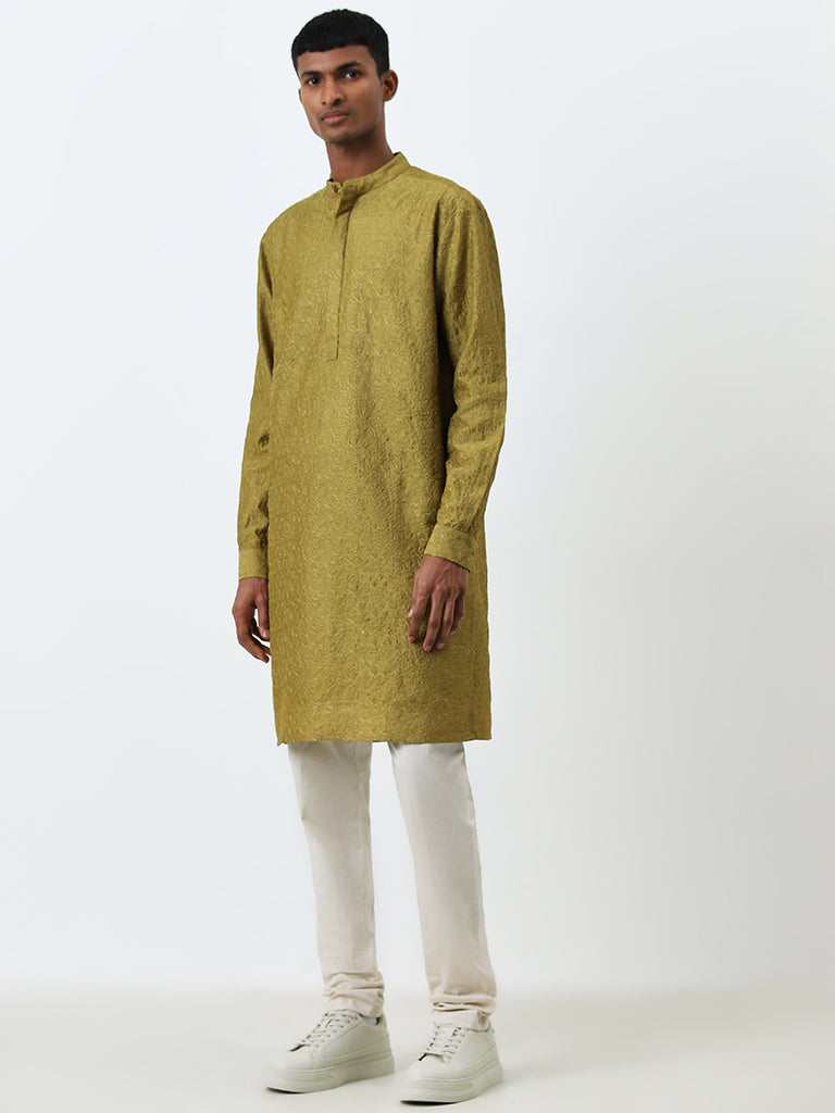 Mens Ethnicwear Green Embroidered Cotton Kurta