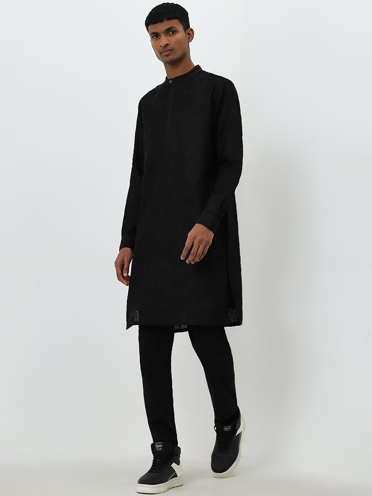 Mens Ethnicwear Black Embroidered Cotton Kurta