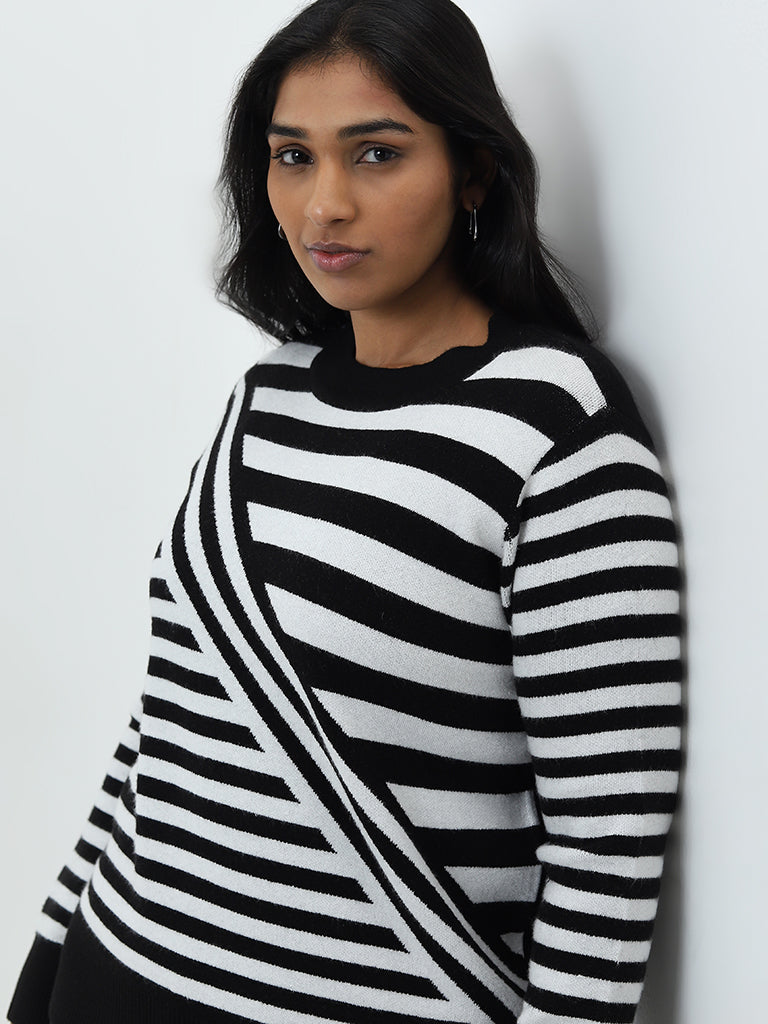 Gia Black & White Striped Sweater