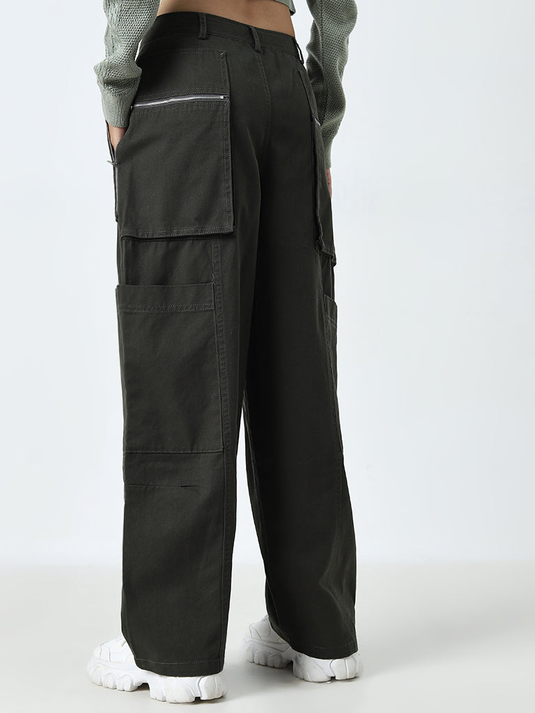 Nuon Dark Olive Cargo-Style Relaxed - Fit High - Rise Jeans