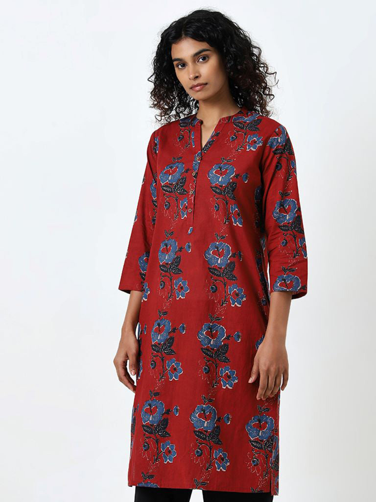 Utsa Red Floral Printed A-Line Cotton Kurta