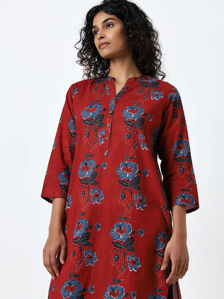 Utsa Red Floral Printed A-Line Cotton Kurta