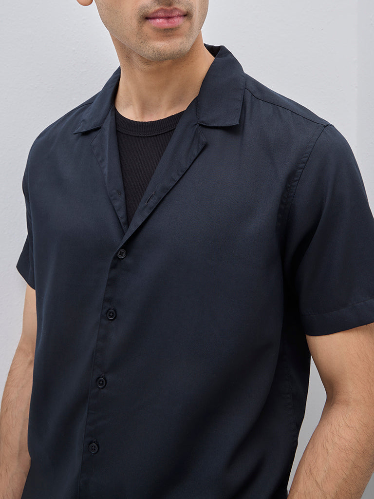 WES Casuals Black Solid Relaxed-Fit Shirt