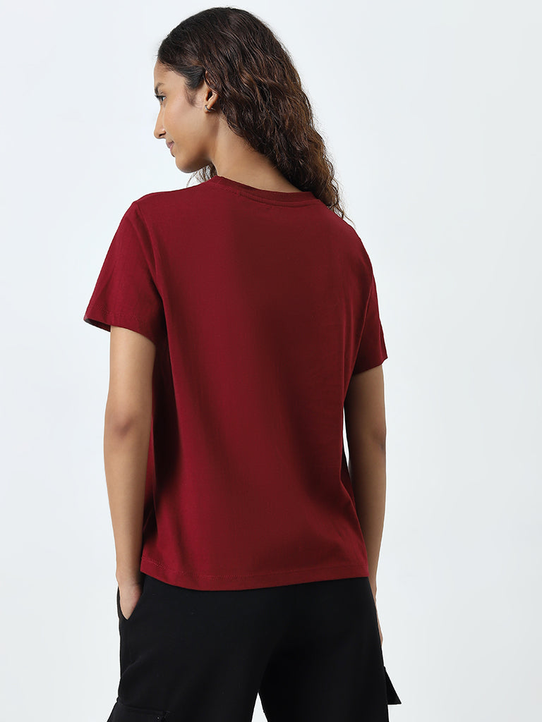 Studiofit Maroon Text-Printed Cotton T-Shirt