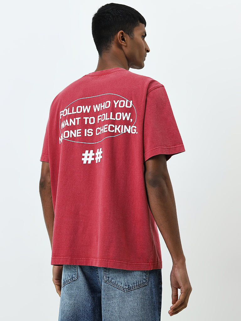 Nuon Light Red Text Printed Relaxed-Fit Cotton T-Shirt