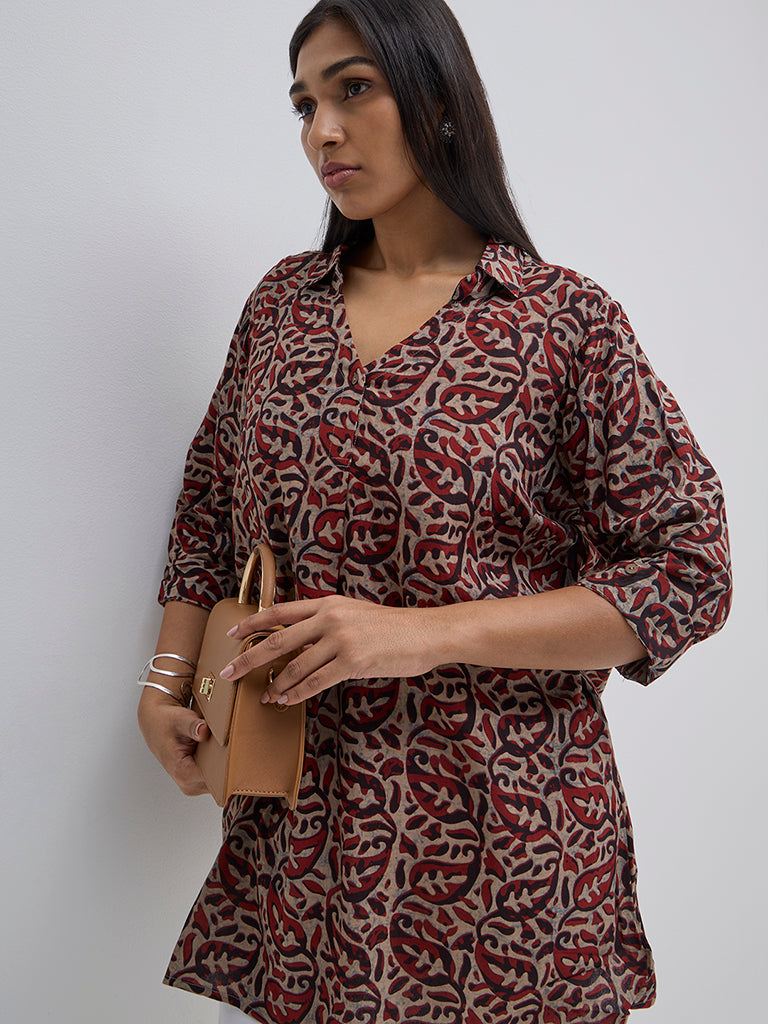 Diza Red Paisley Design Straight Kurti