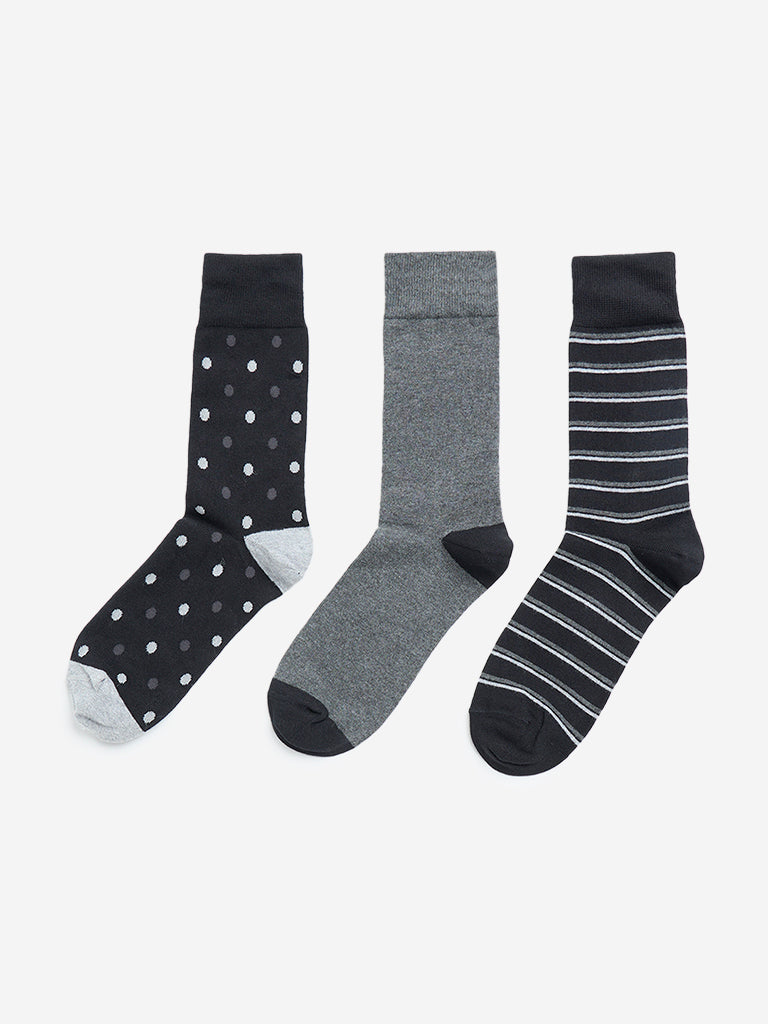 WES Lounge Black Printed Cotton Blend Socks- Pack of 3