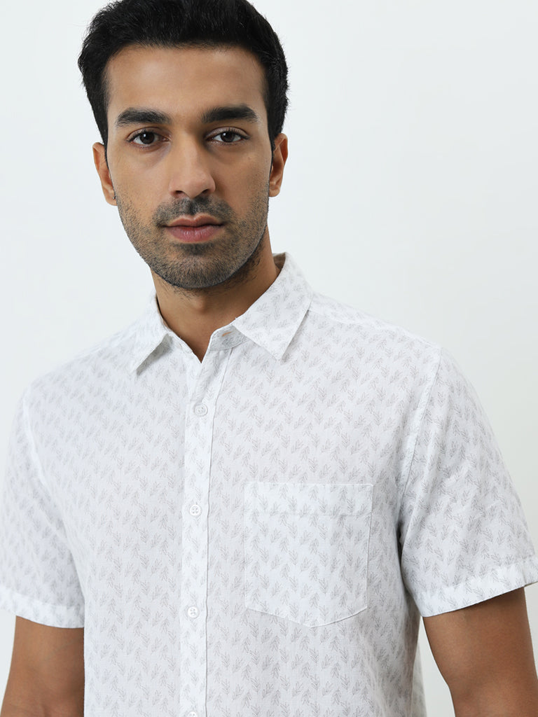 WES Casuals White Leaf Printed Slim-Fit Shirt