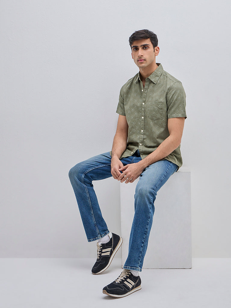 WES Casuals Green Printed Slim-Fit Shirt