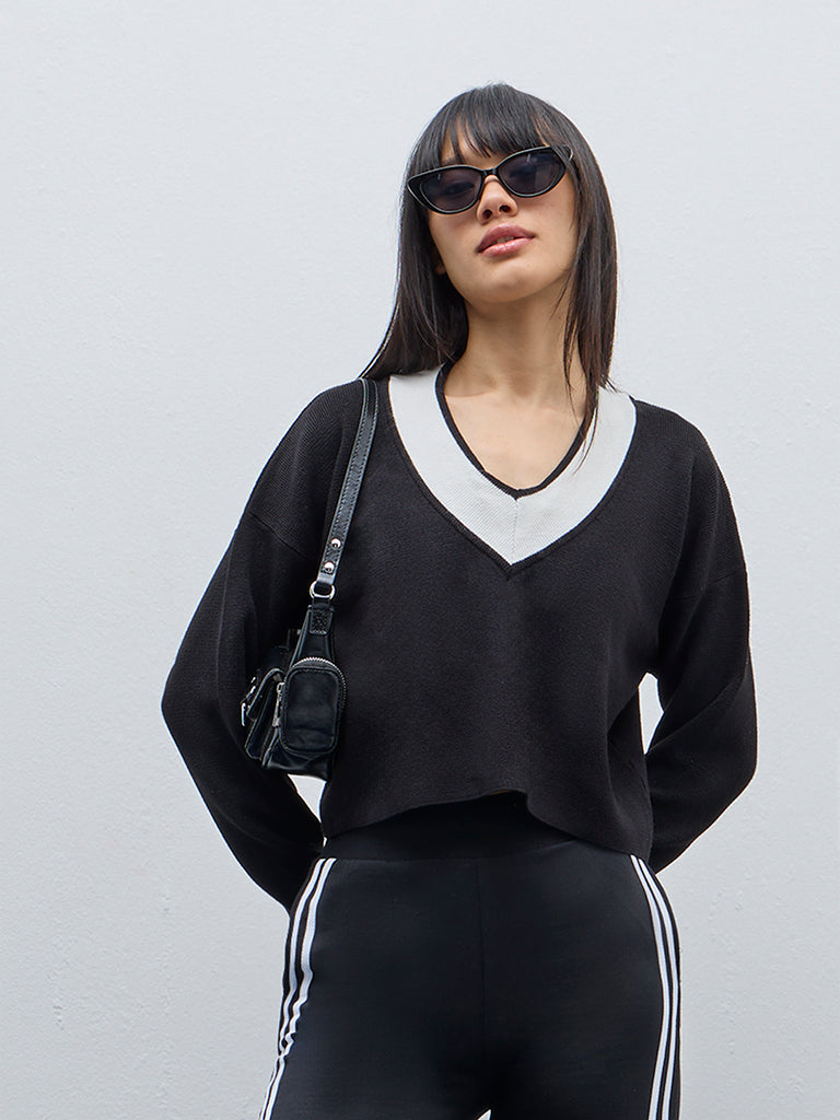 Studiofit Black Colour Blocked Crop T-Shirt