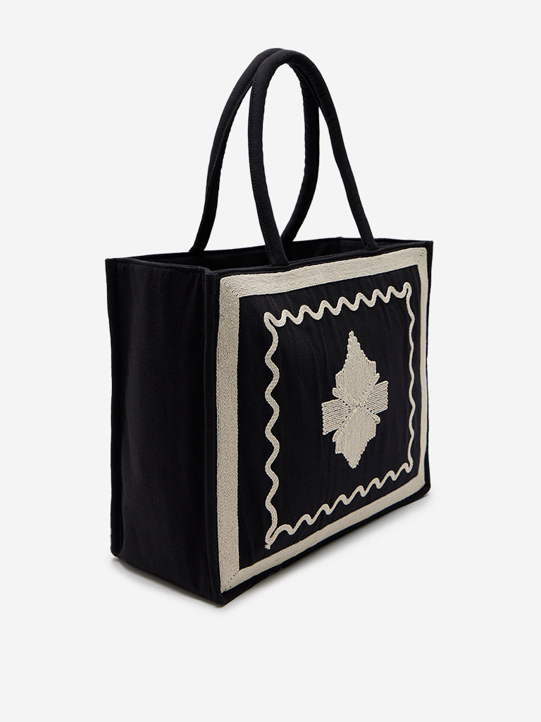 Westside Black & White Embroidered Hand Bag