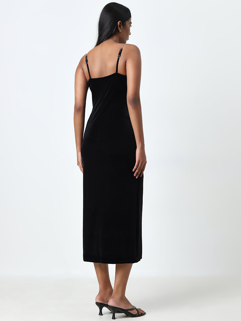 Wardrobe Black Velveteen Bodycon Dress