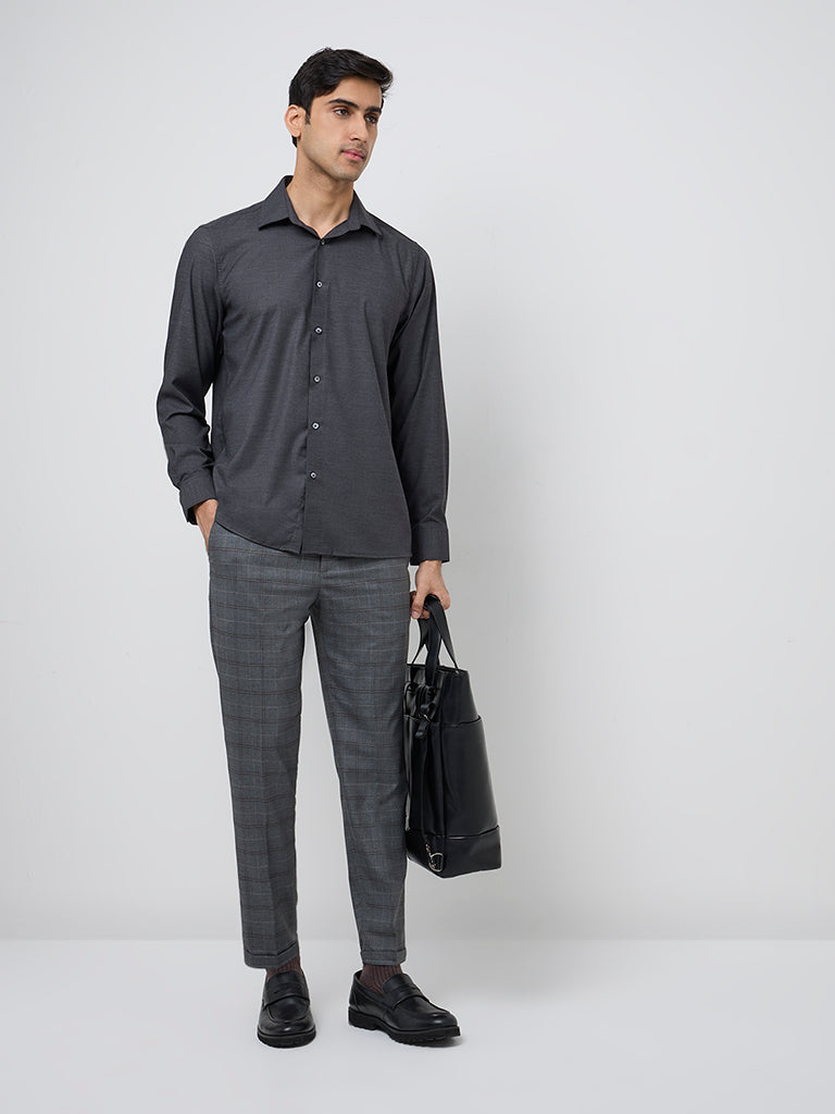 WES Formals Charcoal Solid Slim-Fit Shirt