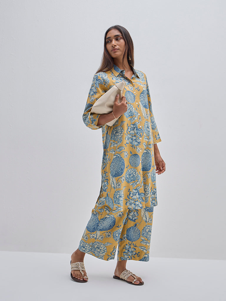 Utsa Yellow Floral Printed Straight Kurta