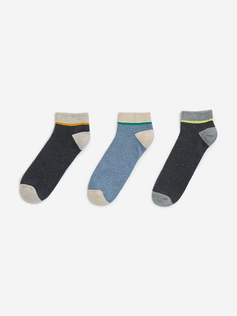 WES Lounge Grey Trainer Socks - Pack of 3