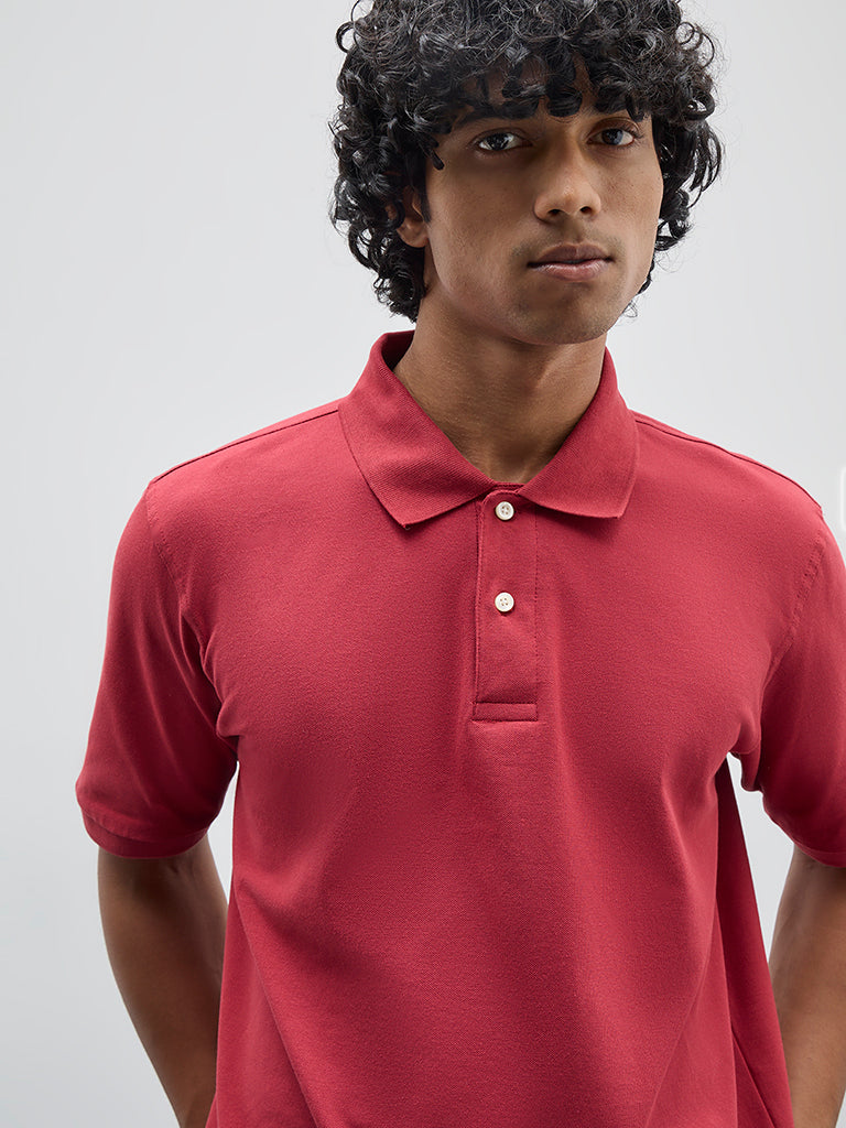 WES Casuals Red Solid Slim-Fit Cotton Blend Polo T-Shirt