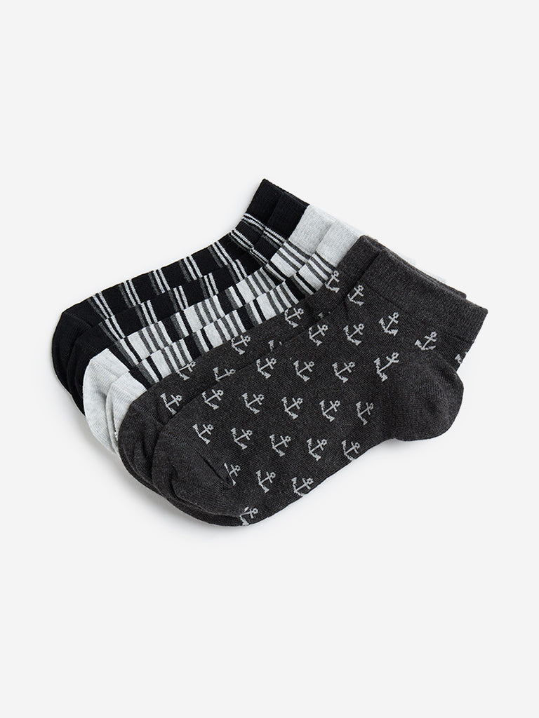 Y&F Kids Grey Striped Socks - Pack of 3