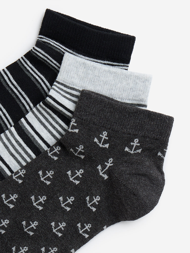 Y&F Kids Grey Striped Socks - Pack of 3