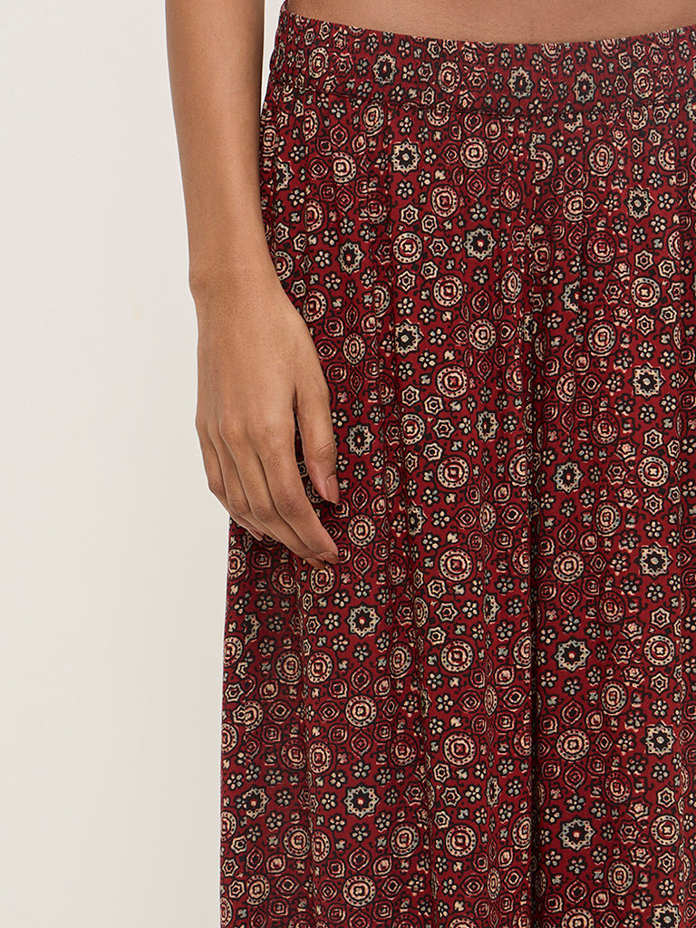 Zuba Maroon Floral Printed High-Rise Ethnic Pants