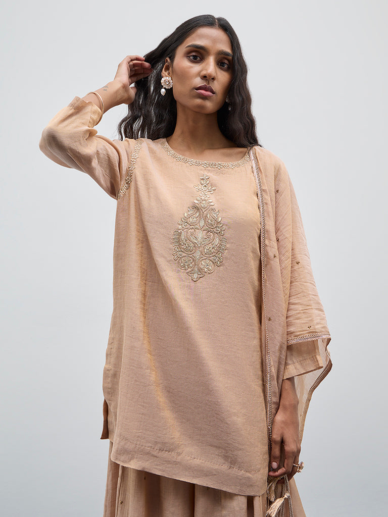 Zuba Peach Embroidered Straight Kurti