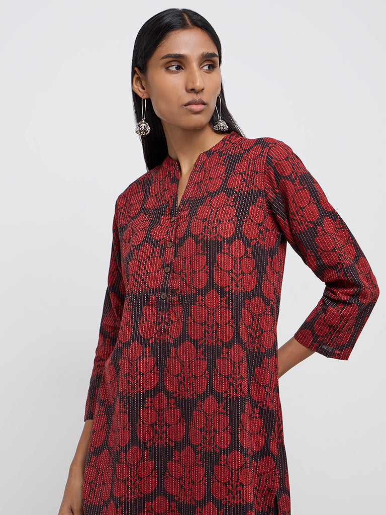 Utsa Red Kantha-Designed Cotton Blend Straight Kurta