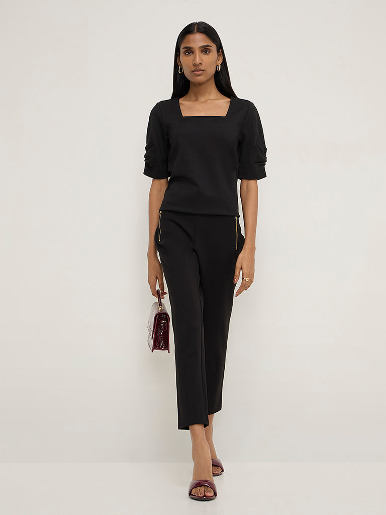 Wardrobe Black Solid High-Rise Trousers