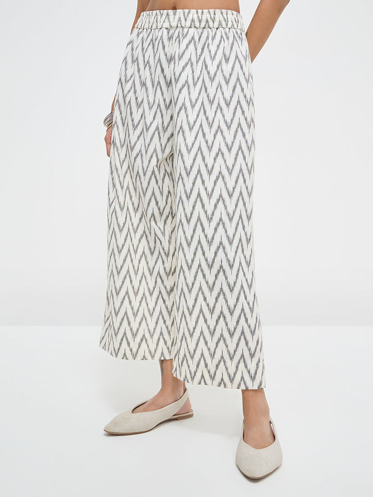 Utsa White Chevron Ikat-Printed Cotton Blend Ethnic Pants