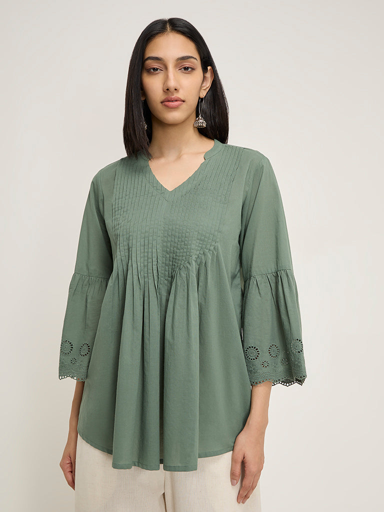 Utsa Sage Pintuck Detailed Cotton Kurti