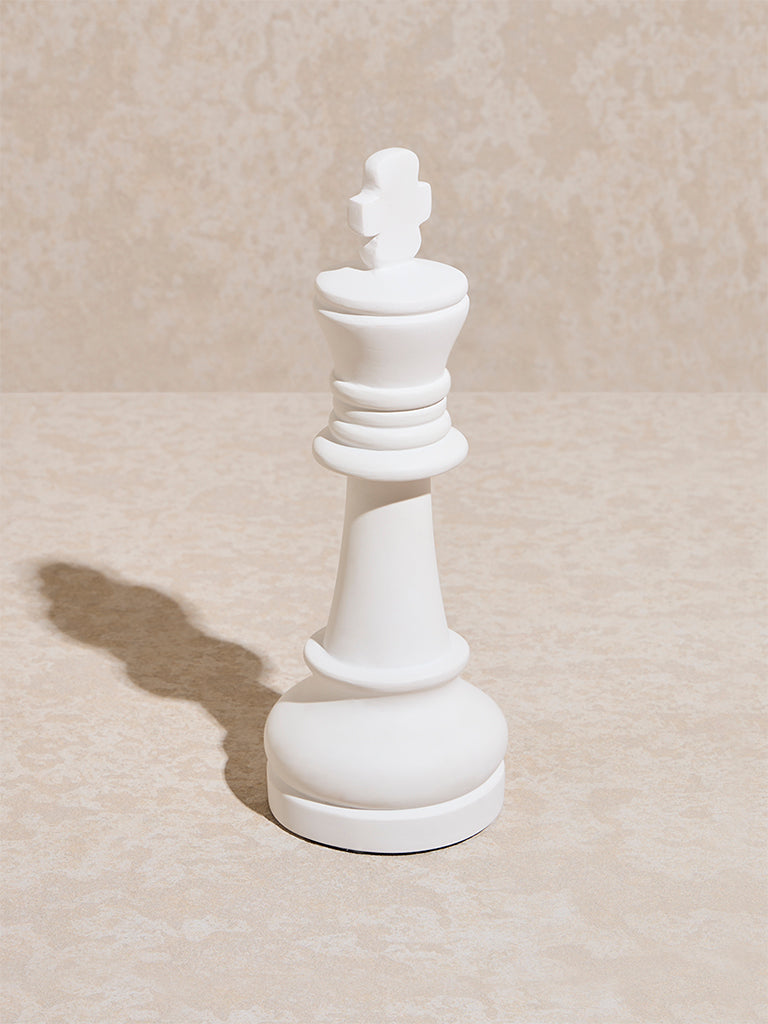 Westside Home White Chess King Decorative Object