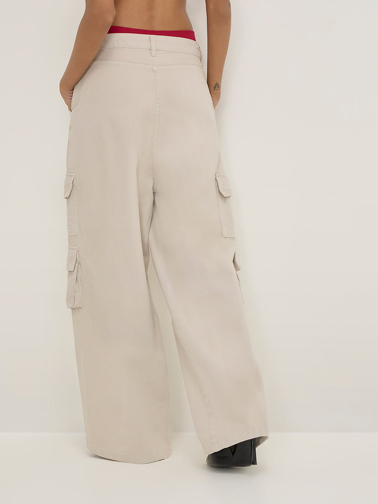 Nuon Grey Wide Leg - Fit High - Rise Cargo-Style Jeans