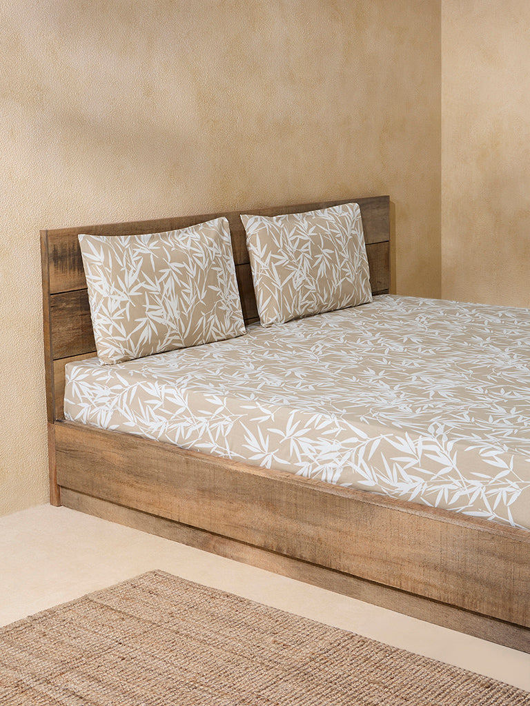 Westside Home Beige Leaf Design King Bed Flat Sheet and Pillowcase Set