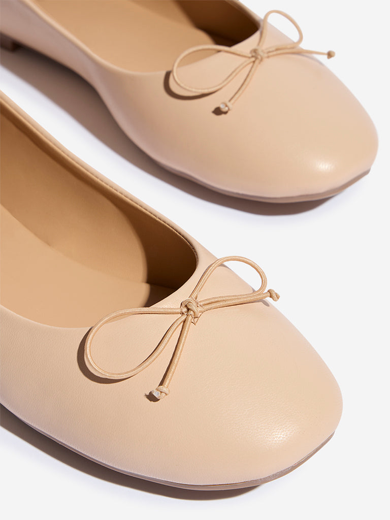 LUNA BLU Beige Bow-Detailed Ballerina