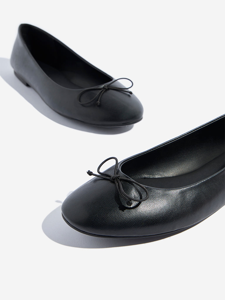 LUNA BLU Black Bow-Detailed Ballerina