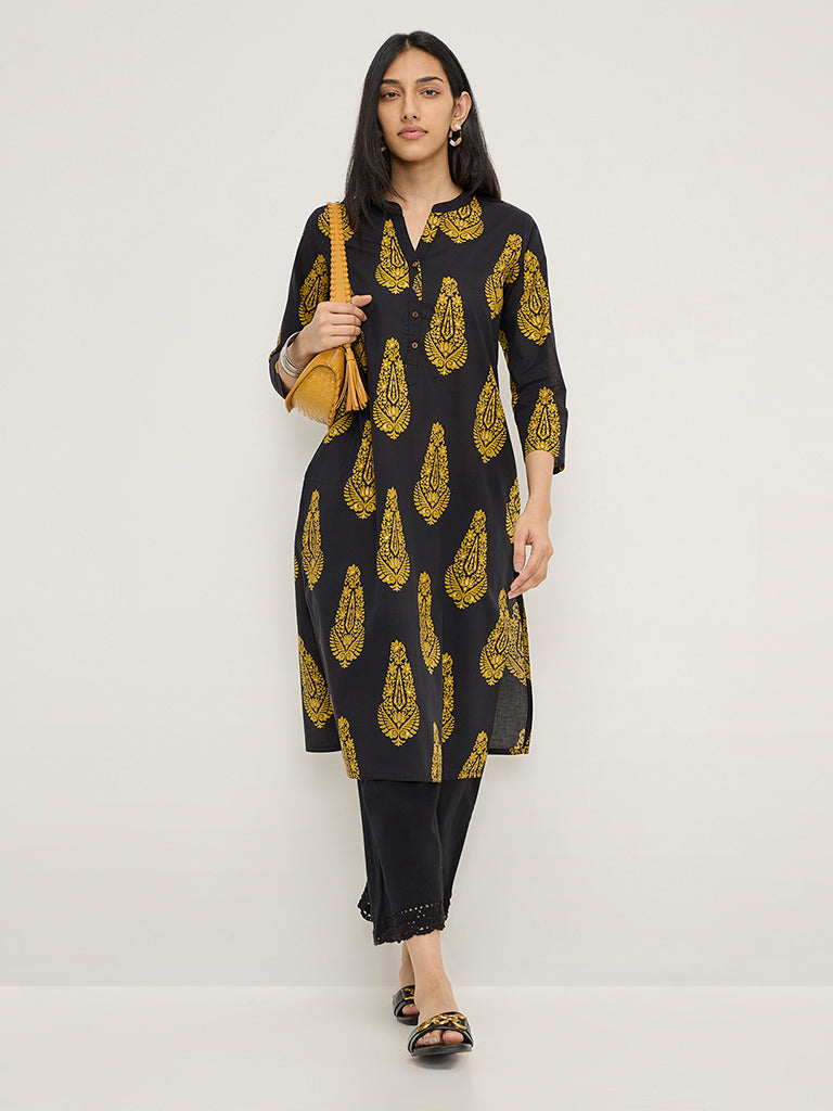 Utsa Black Buta Printed Straight Cotton Kurta