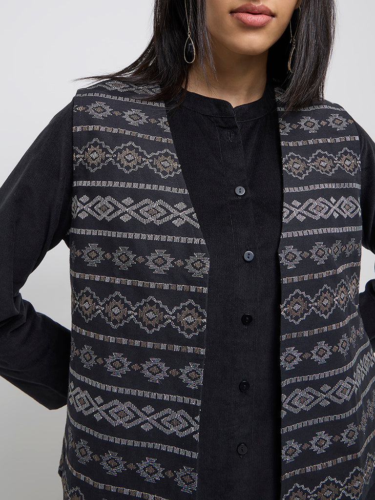 Utsa Black Embroidered Cotton Jacket